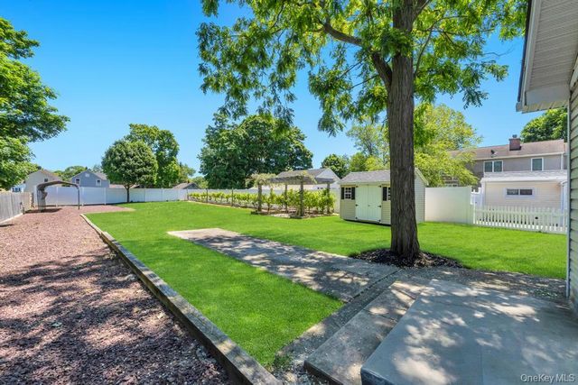 9 Wiggins Avenue, Patchogue, NY 11772