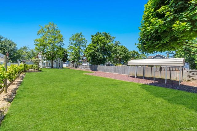 9 Wiggins Avenue, Patchogue, NY 11772