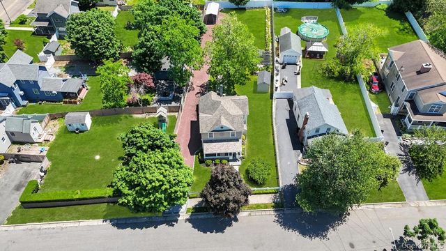 9 Wiggins Avenue, Patchogue, NY 11772