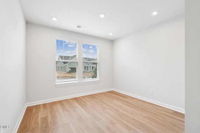 166 Sunny Glen Court, Fuquay Varina, NC 27526
