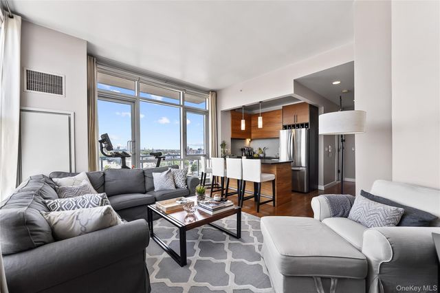 11-24 31st Avenue 12A, Astoria, NY 11106