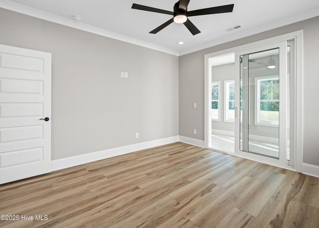 366 Summerhouse Drive, Holly Ridge, NC 28445