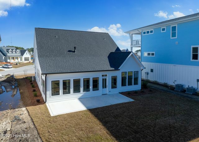 366 Summerhouse Drive, Holly Ridge, NC 28445