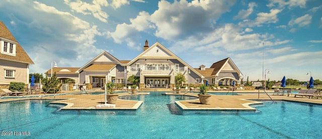 366 Summerhouse Drive, Holly Ridge, NC 28445