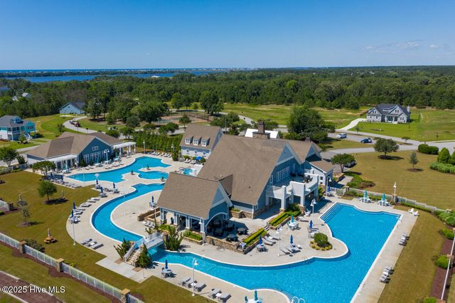 366 Summerhouse Drive, Holly Ridge, NC 28445