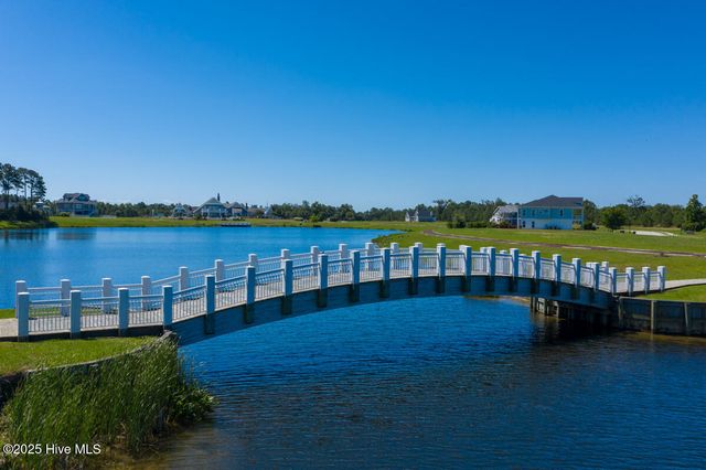 366 Summerhouse Drive, Holly Ridge, NC 28445