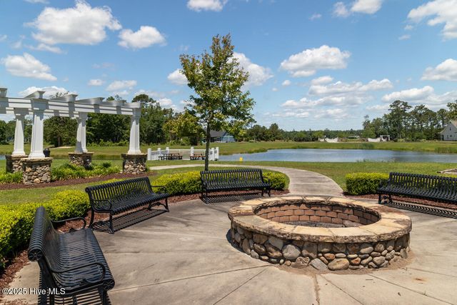 366 Summerhouse Drive, Holly Ridge, NC 28445