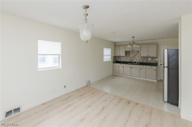 2301 Hood Avenue, Cleveland, OH 44109
