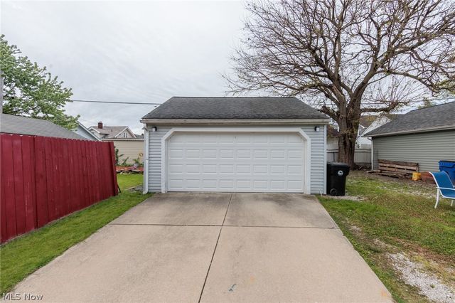 2301 Hood Avenue, Cleveland, OH 44109