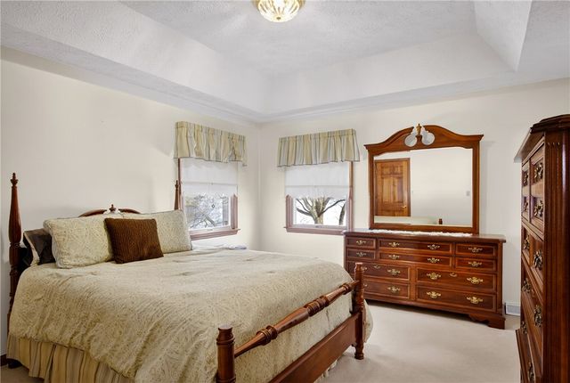 3016 Thomas Jefferson Dr, Jefferson Hills, PA 15025