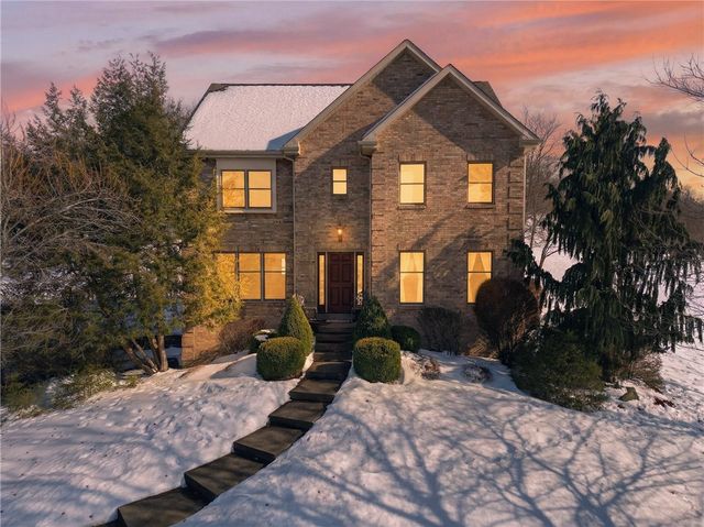 3016 Thomas Jefferson Dr, Jefferson Hills, PA 15025