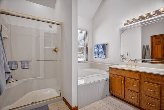 3016 Thomas Jefferson Dr, Jefferson Hills, PA 15025