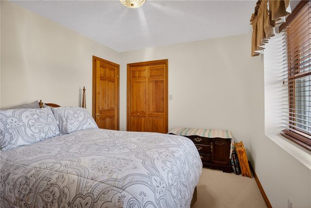 3016 Thomas Jefferson Dr, Jefferson Hills, PA 15025