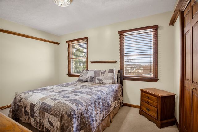 3016 Thomas Jefferson Dr, Jefferson Hills, PA 15025