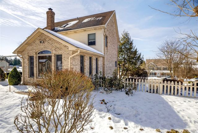 3016 Thomas Jefferson Dr, Jefferson Hills, PA 15025