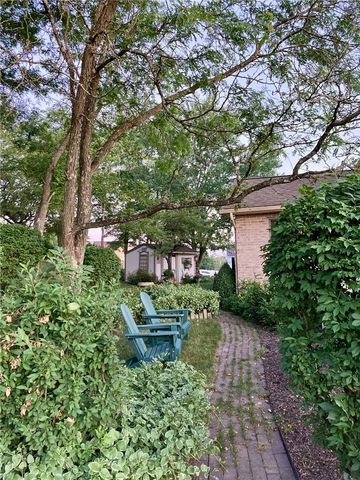 3016 Thomas Jefferson Dr, Jefferson Hills, PA 15025