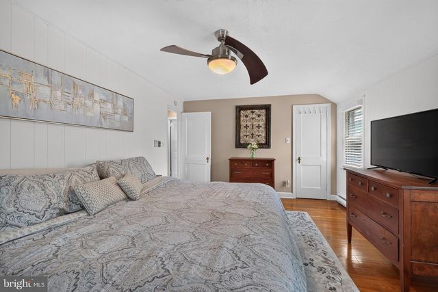 560 HOLMES RD, Morton, PA 19070