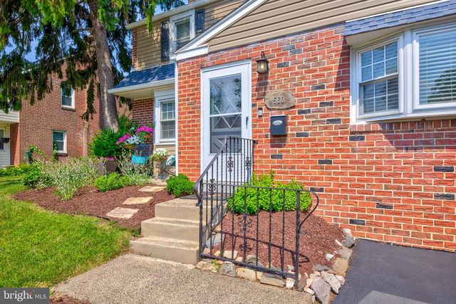 560 HOLMES RD, Morton, PA 19070