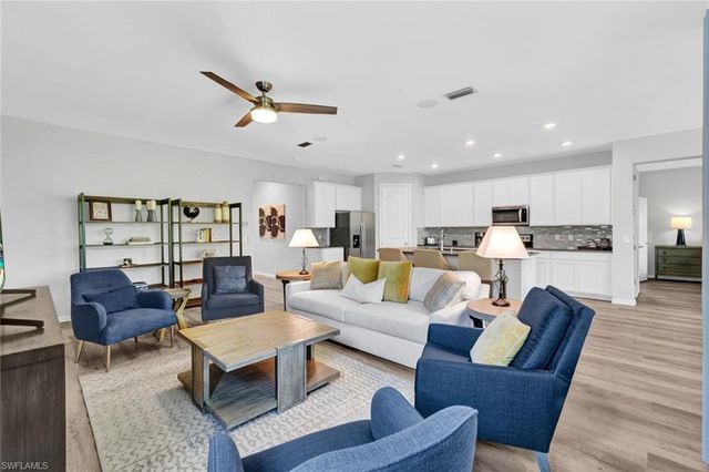 16216 Palmetto ST, Punta Gorda, FL 33982