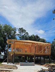 1902 Cindy Court, Dickinson, TX 77539