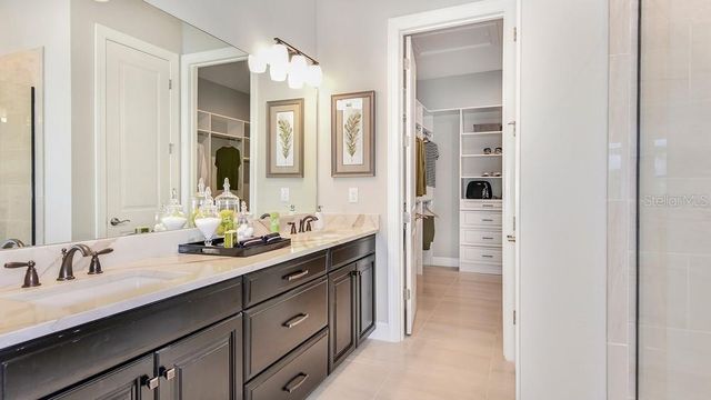 8096 MOONBEAM AVENUE, Sarasota, FL 34241