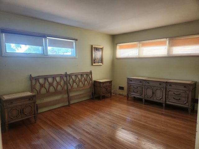 4640 W Estes Avenue, Lincolnwood, IL 60712