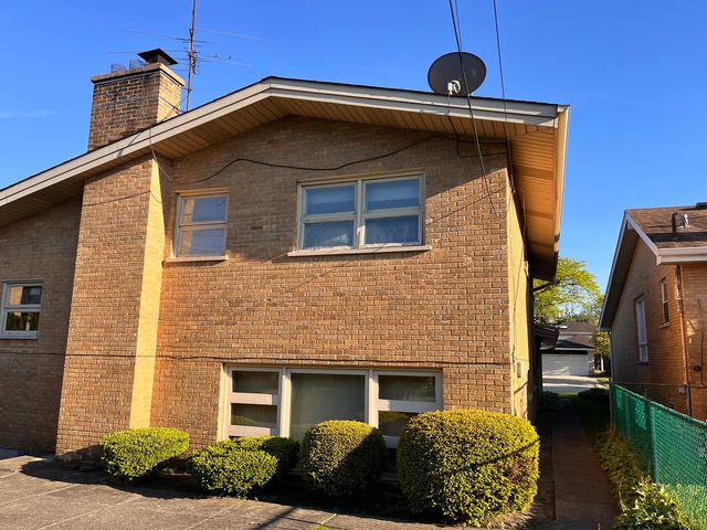 4640 W Estes Avenue, Lincolnwood, IL 60712