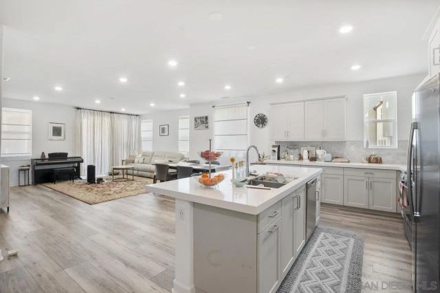 7962 Belluno, San Diego, CA 92126