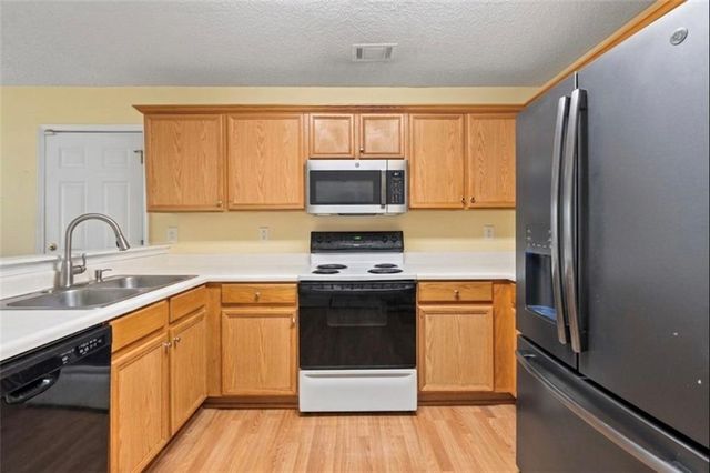 1401 Flanagan Mill Drive, Auburn, GA 30011