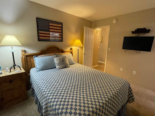 8004 North Lake Boulevard 5, Kings Beach, CA 96143