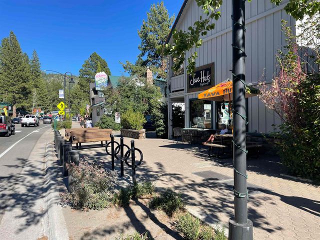 8004 North Lake Boulevard 5, Kings Beach, CA 96143