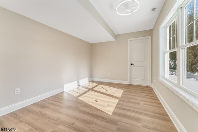 48 Northwood Dr, High Bridge Boro, NJ 08829