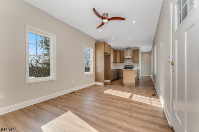 48 Northwood Dr, High Bridge Boro, NJ 08829