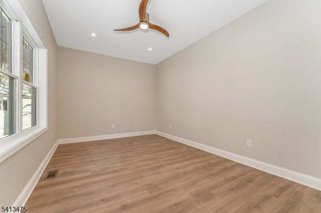 48 Northwood Dr, High Bridge Boro, NJ 08829