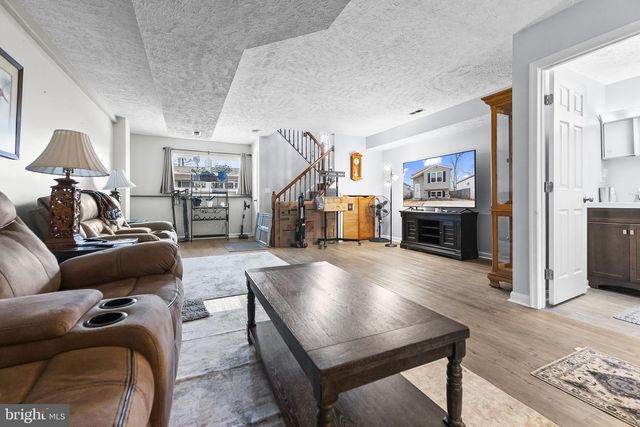 558 ELIZABETH LN, Glen Burnie, MD 21061