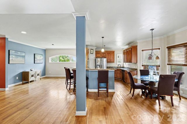 10130 Fairlea Drive, Charlotte, NC 28269