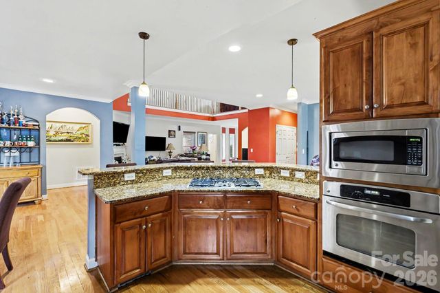 10130 Fairlea Drive, Charlotte, NC 28269