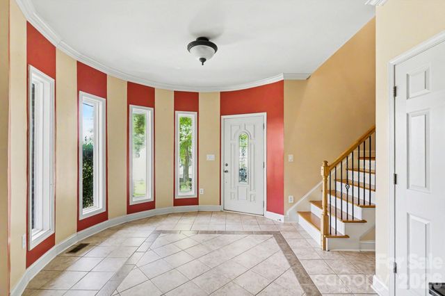10130 Fairlea Drive, Charlotte, NC 28269