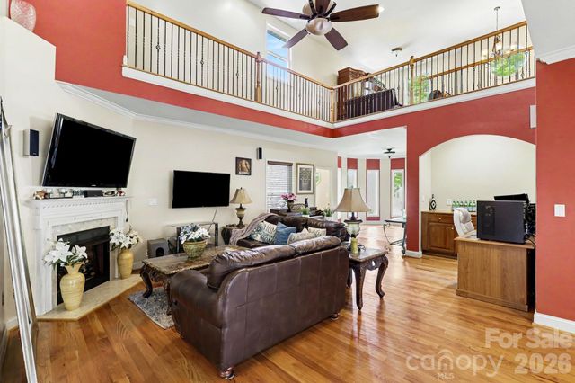 10130 Fairlea Drive, Charlotte, NC 28269
