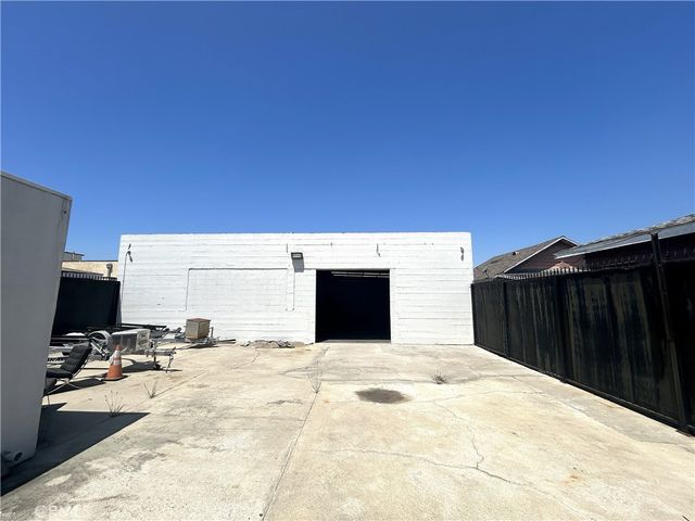 1404 Alamitos, Long Beach, CA 90813