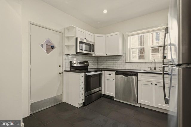 2323 W CUMBERLAND ST, Philadelphia, PA 19132