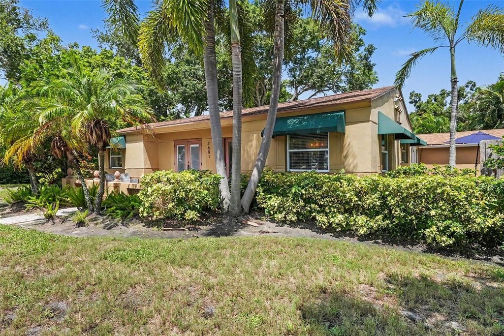 3601 W EMPEDRADO STREET, Tampa, FL 33629