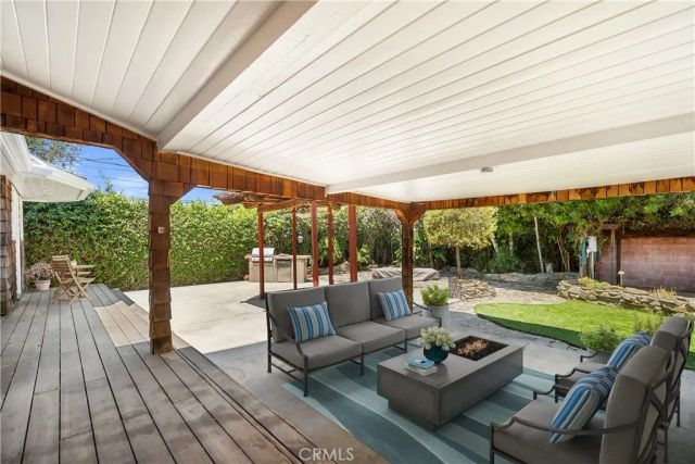 20271 Mobile, Winnetka, CA 91306