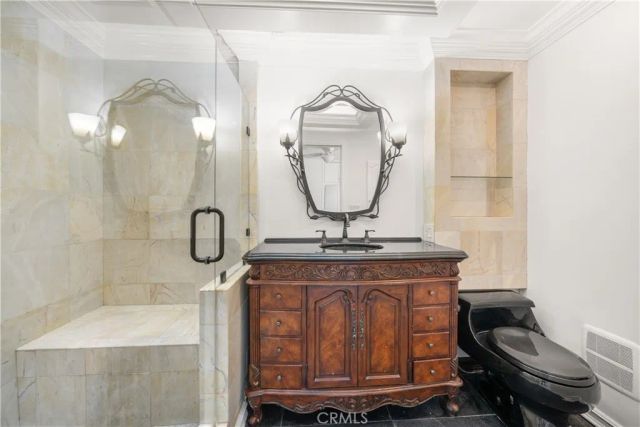 20271 Mobile, Winnetka, CA 91306