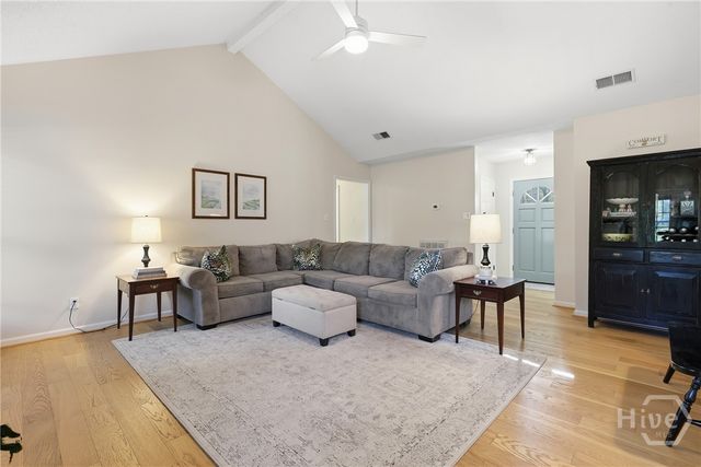 102 E Sagebrush Lane, Savannah, GA 31419