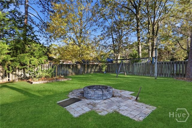 102 E Sagebrush Lane, Savannah, GA 31419