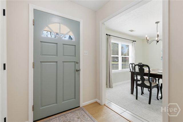 102 E Sagebrush Lane, Savannah, GA 31419