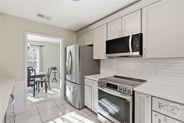 102 E Sagebrush Lane, Savannah, GA 31419