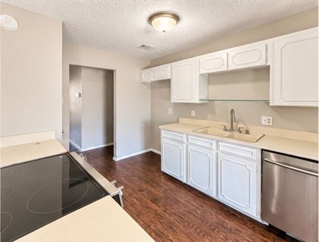 600 Stell Avenue, Mansfield, TX 76063