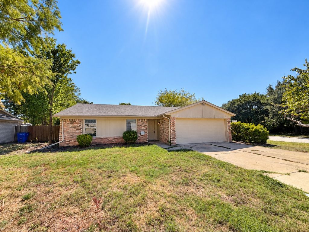 600 Stell Avenue, Mansfield, TX 76063